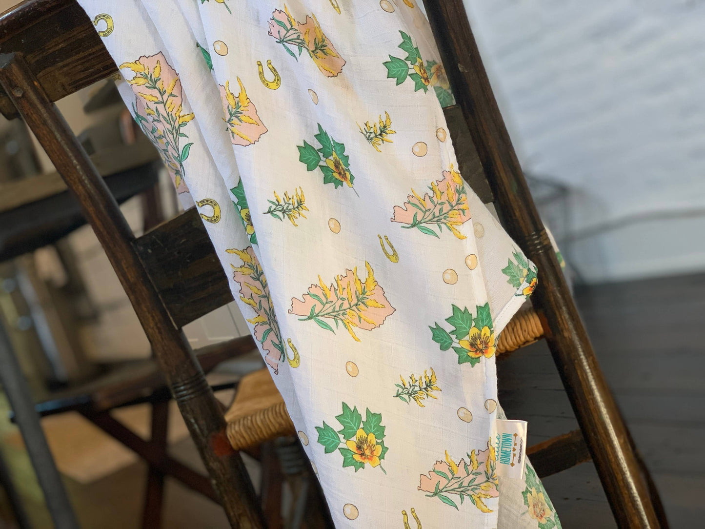 Kentucky Baby Swaddle Blanket (Floral)